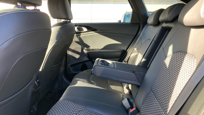 Kia Ceed 1.5T GDi ISG 138 3 5dr Petrol Estate